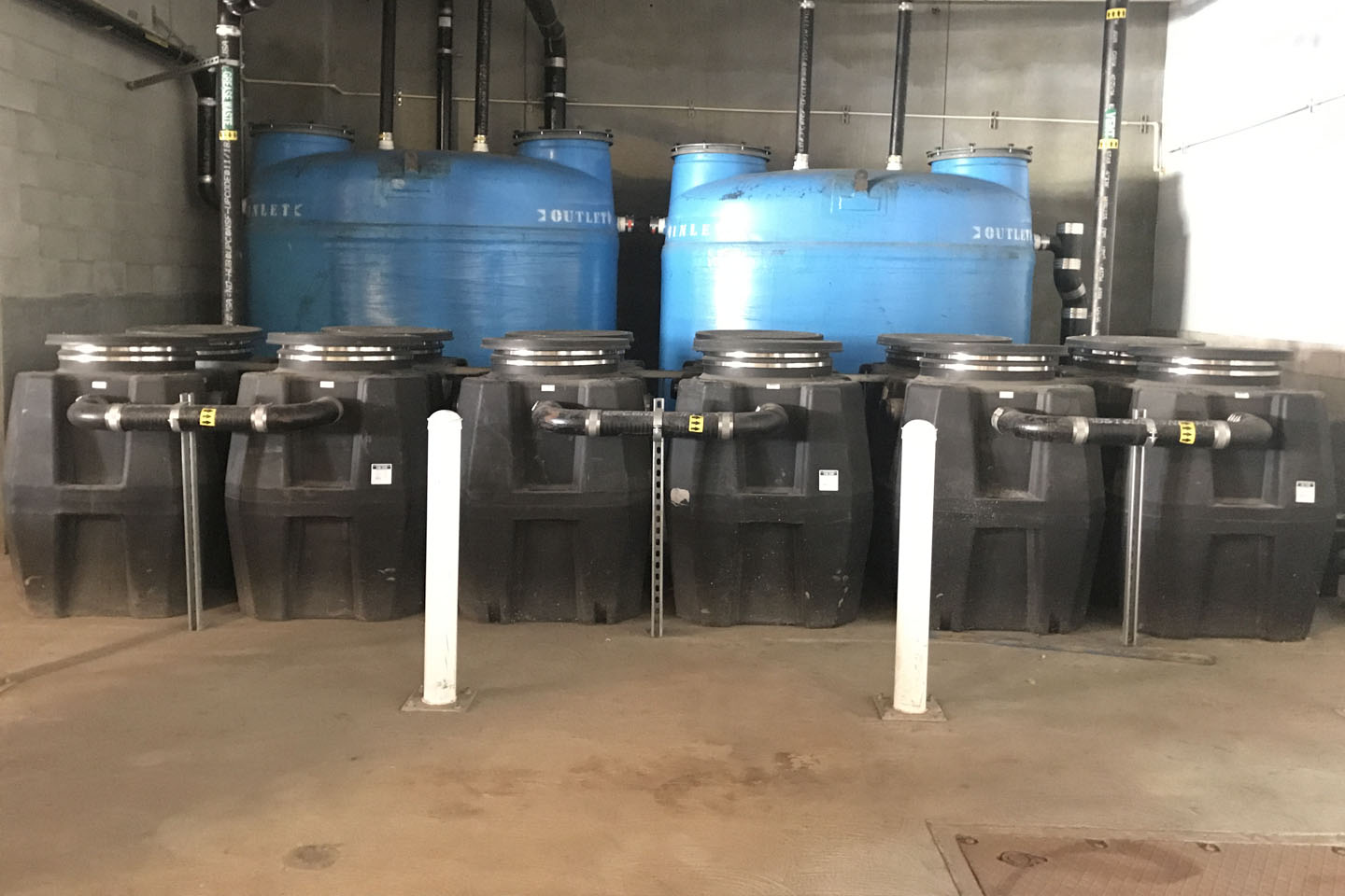 grease Trap Cleaning Service.  Used Cooking Oil Collection, Restaurant Grease Traps Service In Anahiem, Fullerton, Tustin, Irvine, Huntington Beach